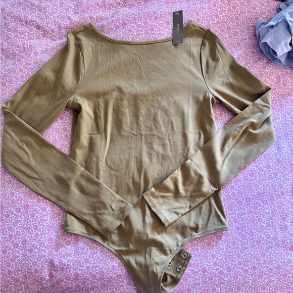 NEW J. Crew Long Sleeve Scoop Back Bodysuit Sz S - Picture 2 of 2